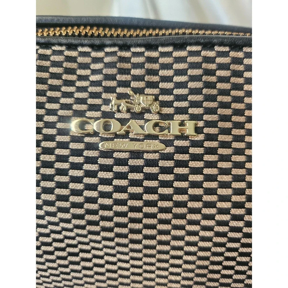COACH   Exploded Ava Tote Bag Black and Beige F57246